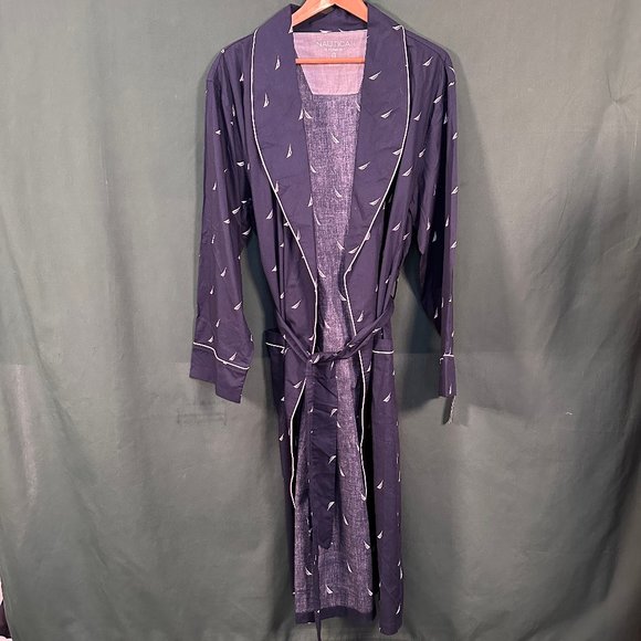 Nautica Bathrobe - Picture 1 of 5